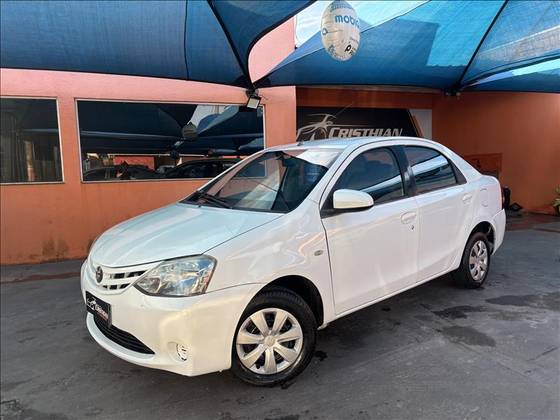 TOYOTA ETIOS 1.5 XS SEDAN 16V FLEX 4P MANUAL